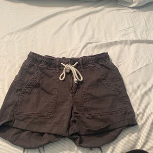 Tom girls shorts ! SIZE 2